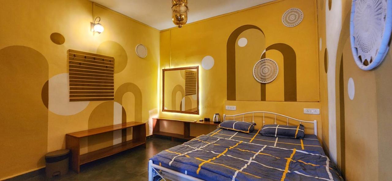 Pappi Chulo Vagator Hostel Kültér fotó