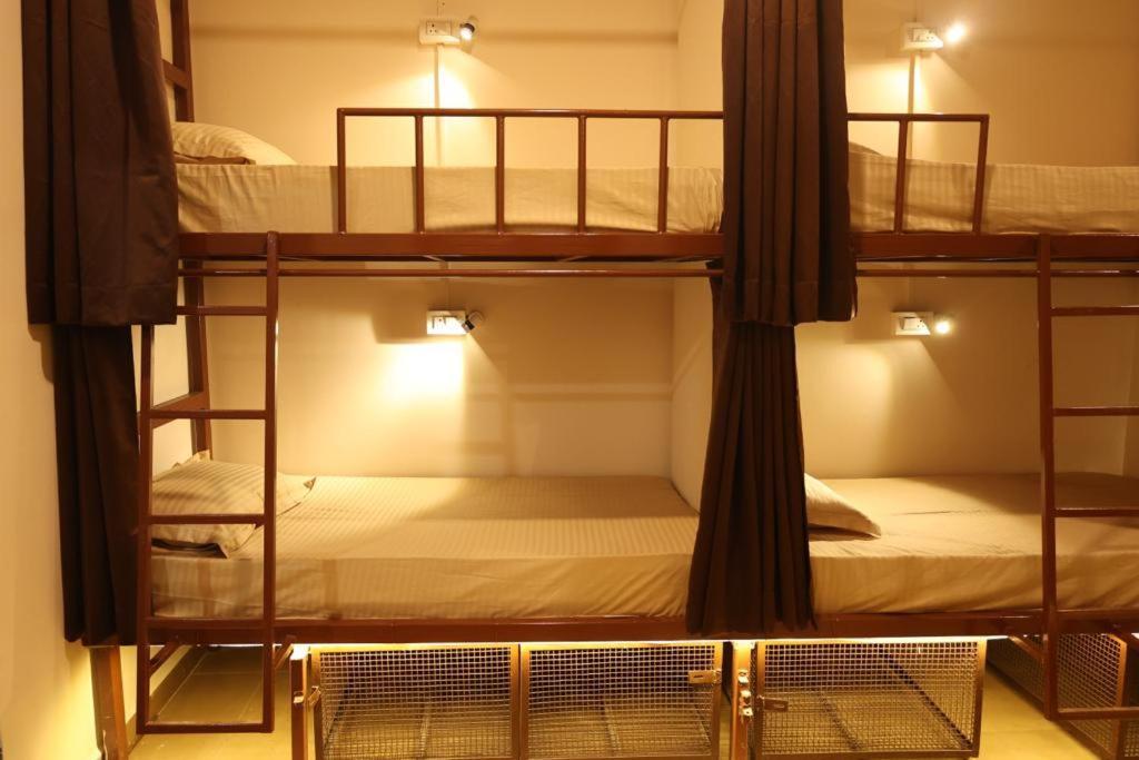 Pappi Chulo Vagator Hostel Kültér fotó