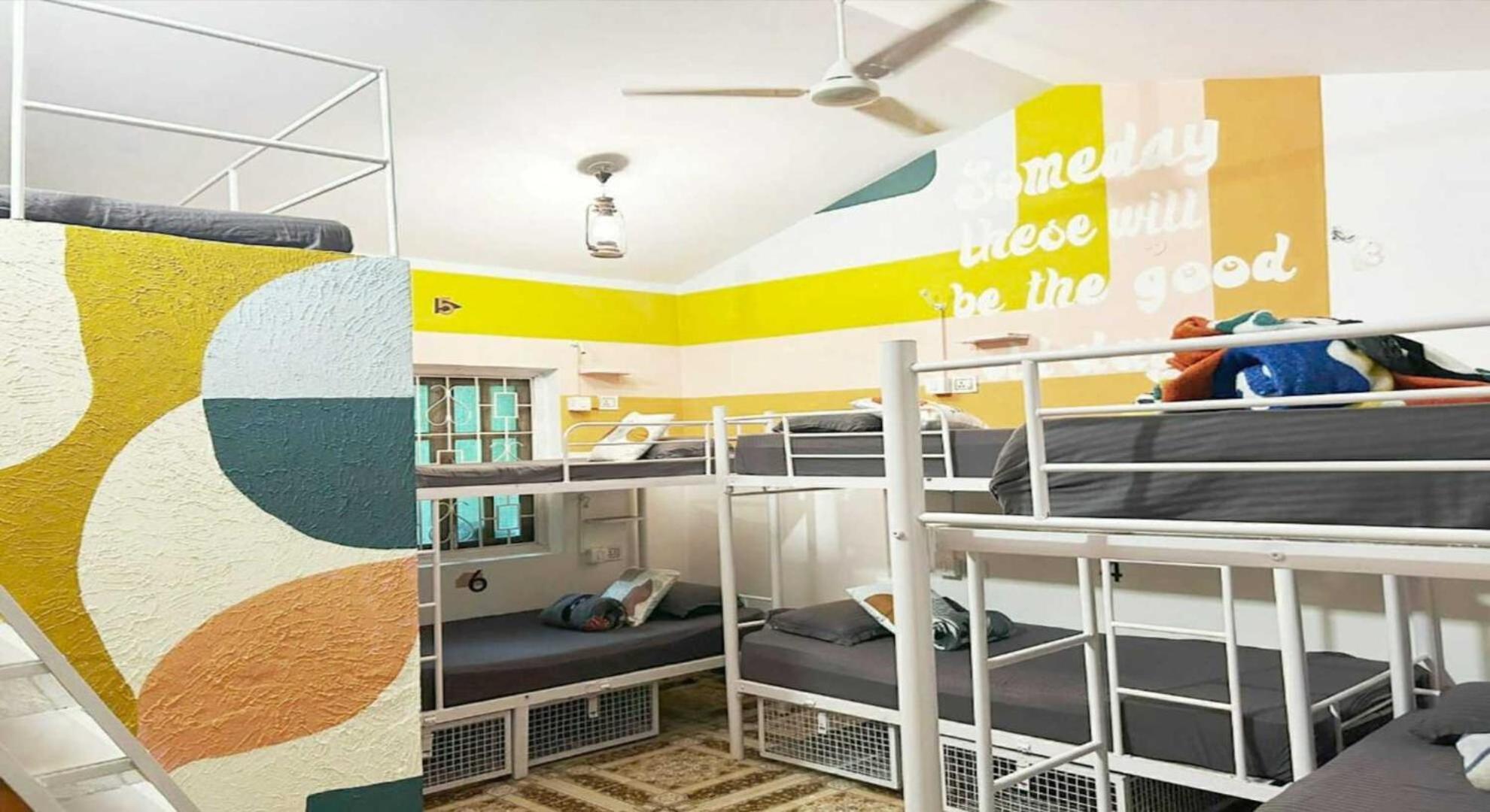Pappi Chulo Vagator Hostel Kültér fotó