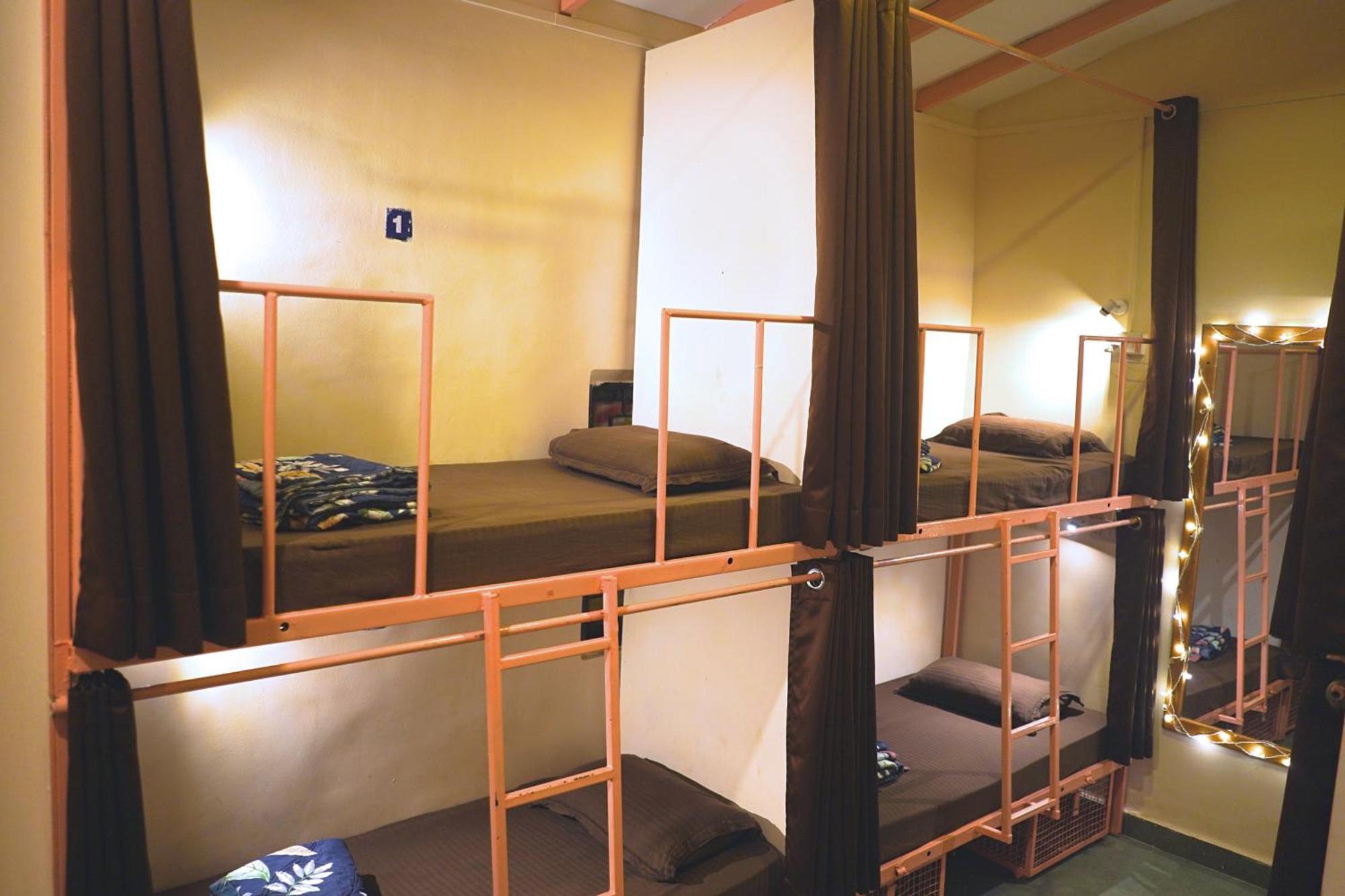 Pappi Chulo Vagator Hostel Kültér fotó