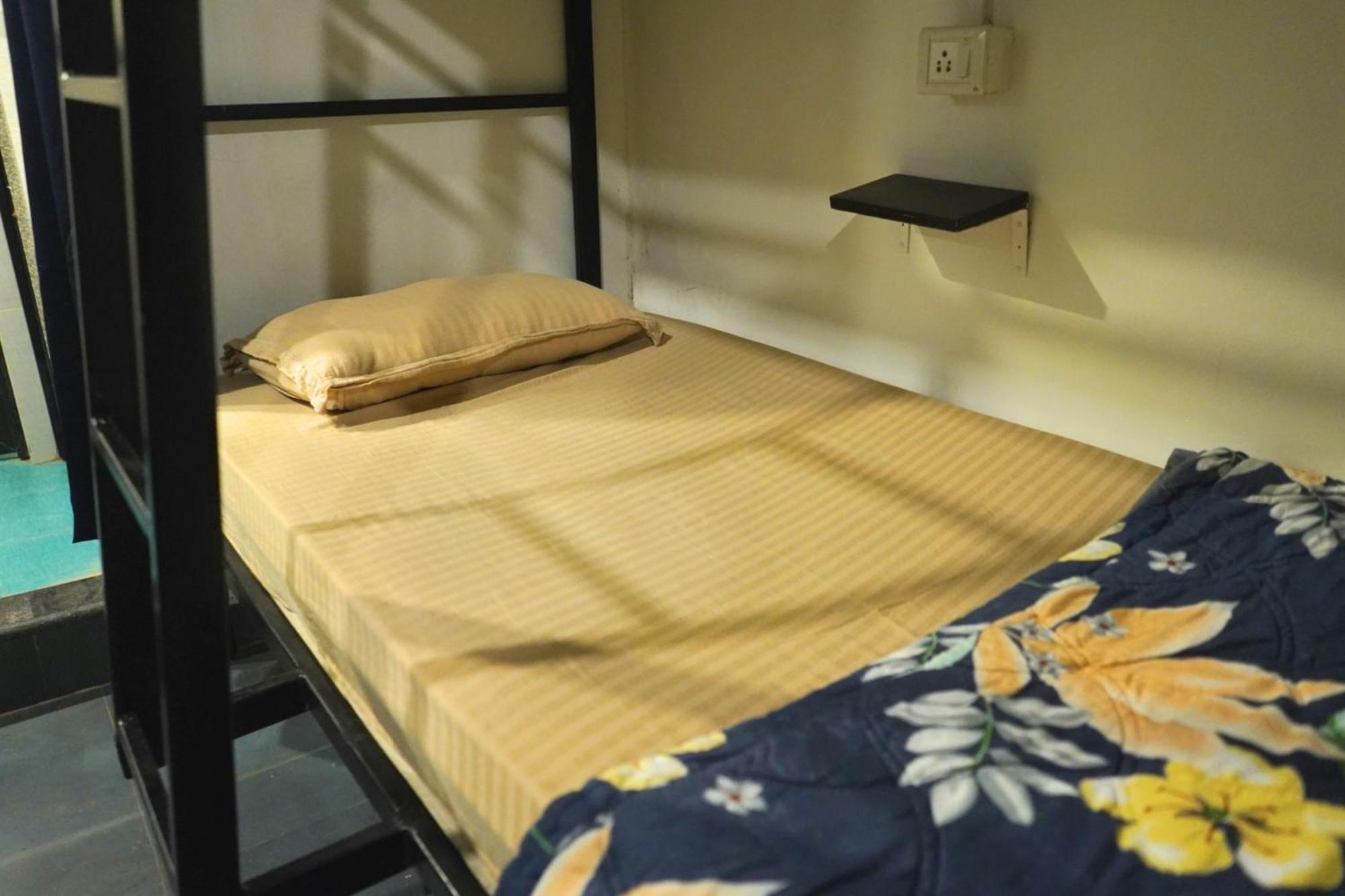 Pappi Chulo Vagator Hostel Kültér fotó