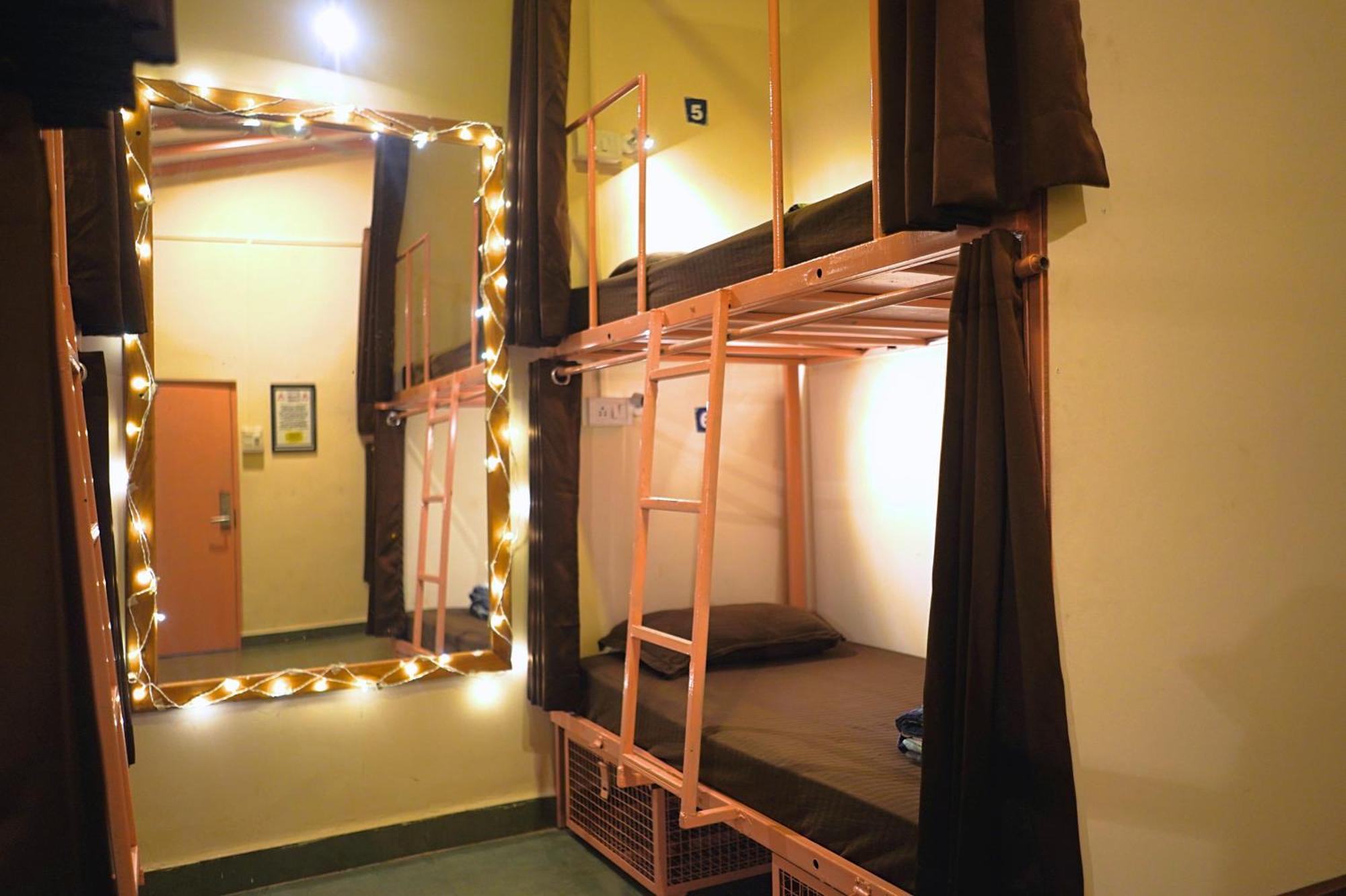 Pappi Chulo Vagator Hostel Kültér fotó