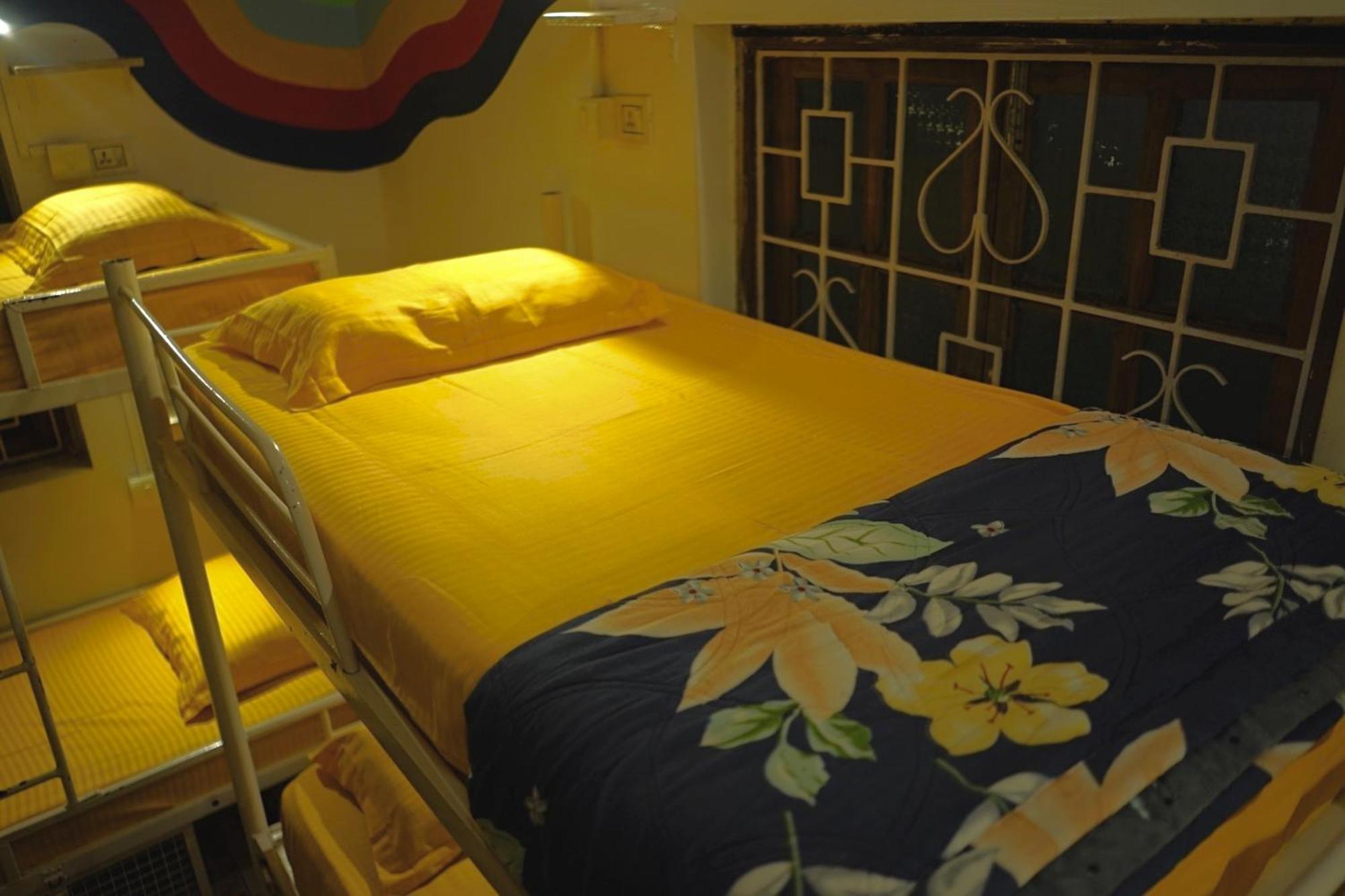 Pappi Chulo Vagator Hostel Kültér fotó