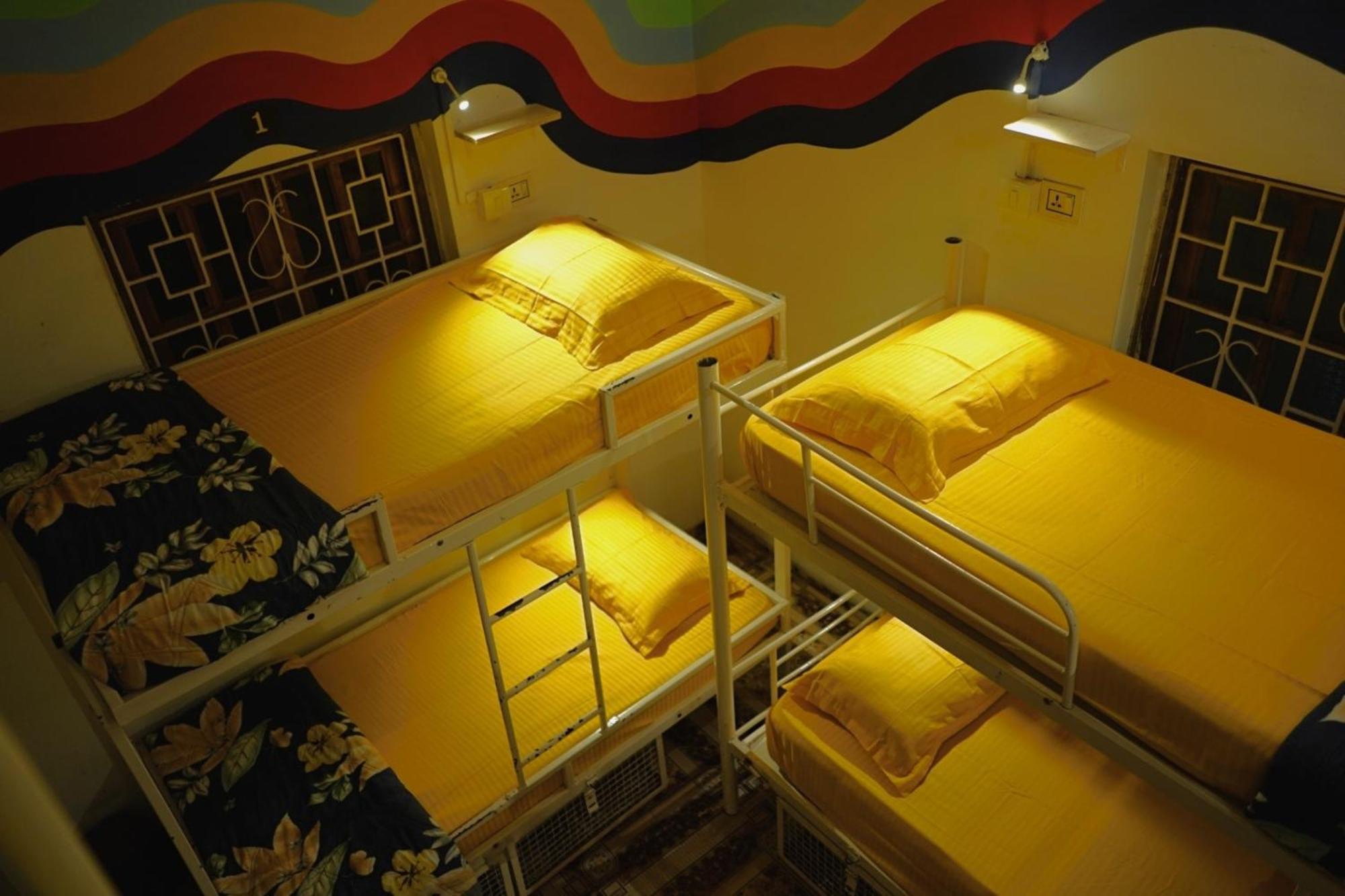 Pappi Chulo Vagator Hostel Kültér fotó