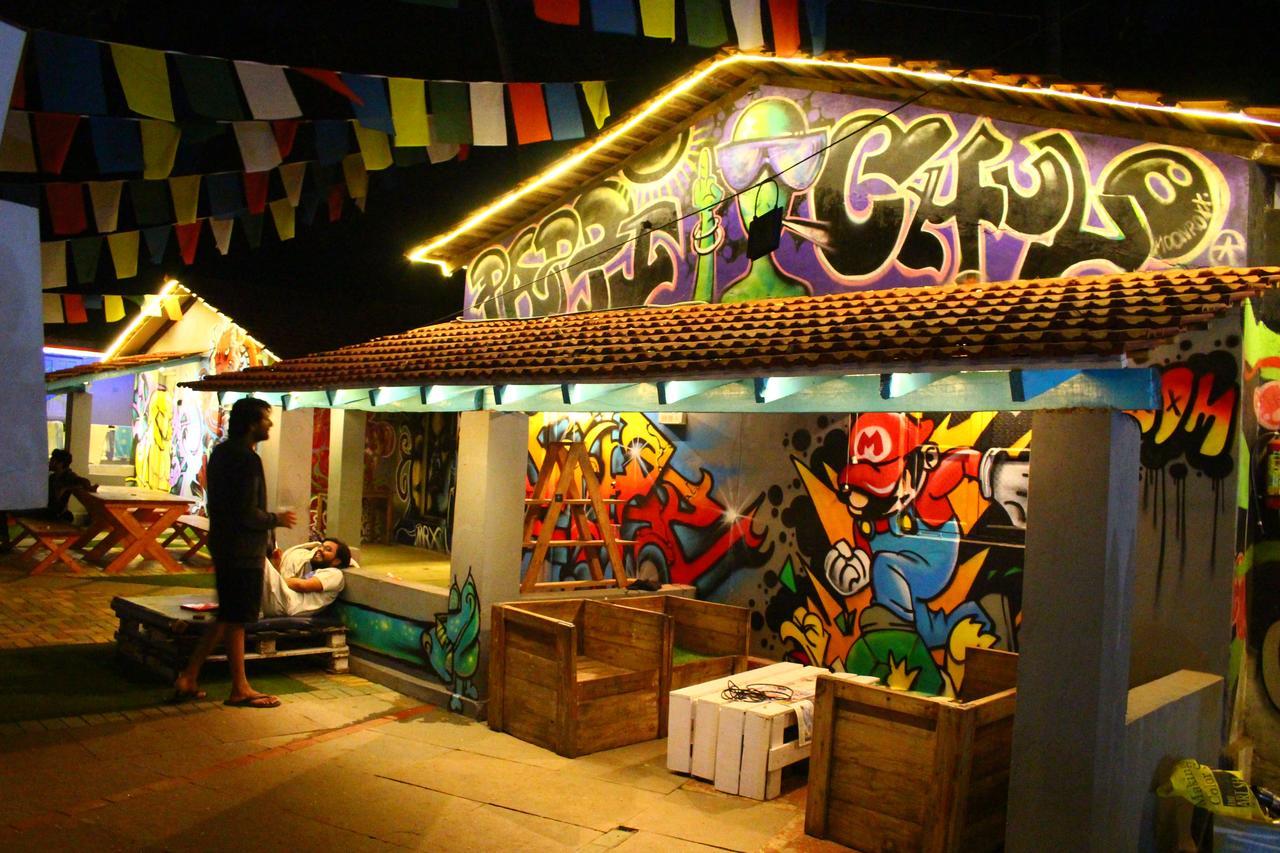 Pappi Chulo Vagator Hostel Kültér fotó